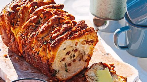 Pull-apart-Bread mit Pinienkernen Rezept - Foto: House of Food / Bauer Food Experts KG