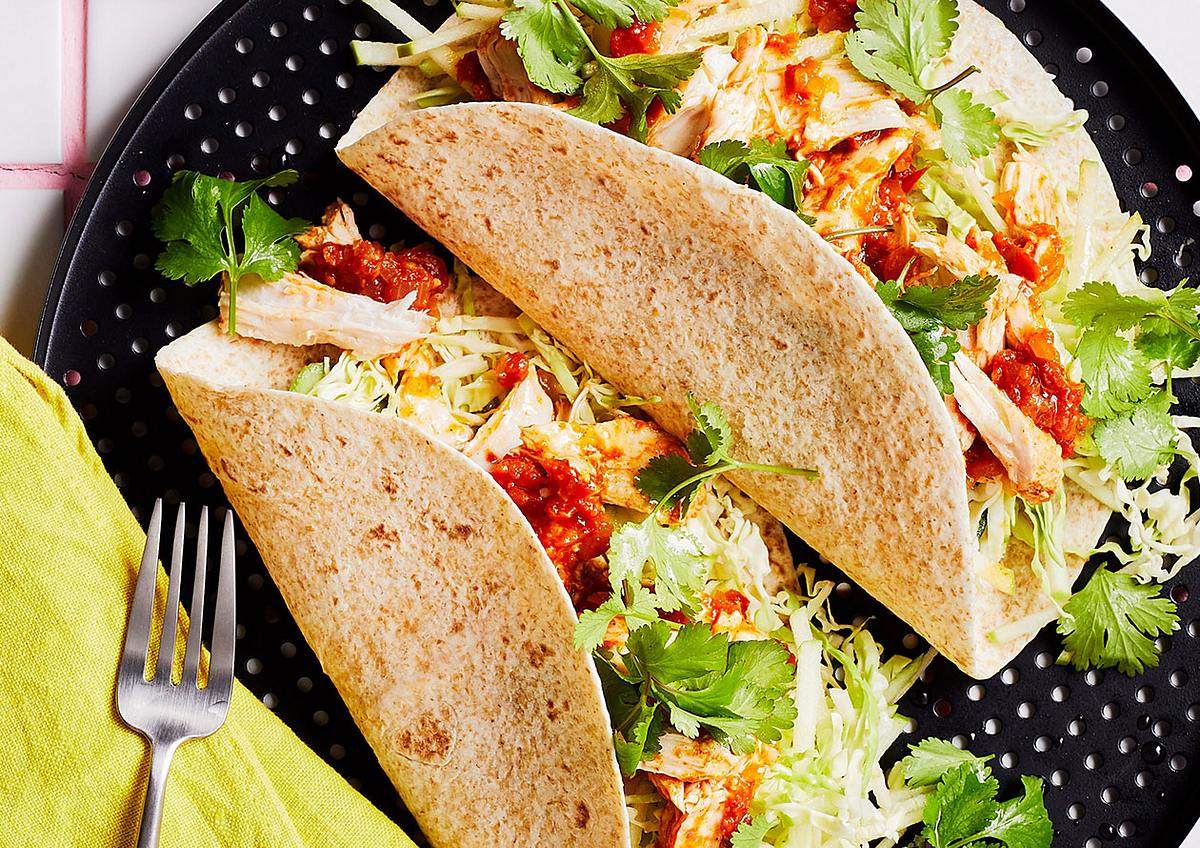 Pulled-Chicken-Tortilla mit Weißkohl-Slaw Rezept