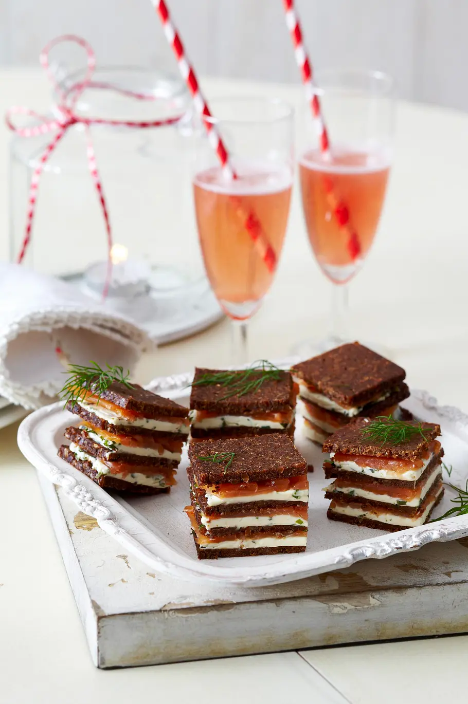 Pumpernickel „Petits fours“ Rezept Pumpernickel „Petits fours“ Rezept