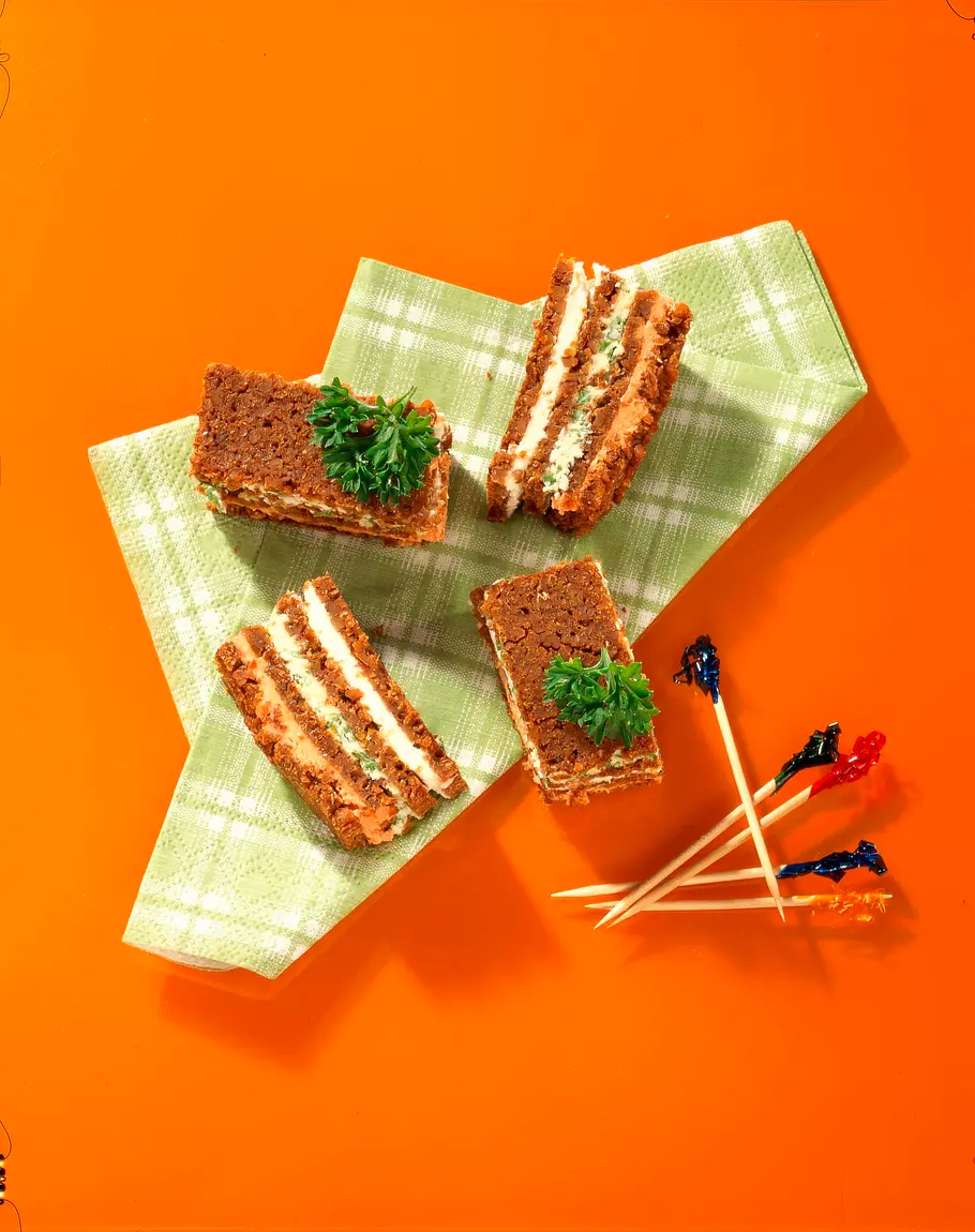 Pumpernickel-Türmchen Rezept Pumpernickel-Türmchen Rezept