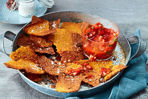 Punch-&-Crunch-Cracker mit Tomaten-Salsa Rezept