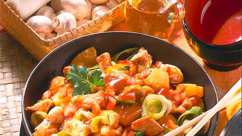 Pute süß-sauer aus dem Wok Rezept - Foto: House of Food / Bauer Food Experts KG