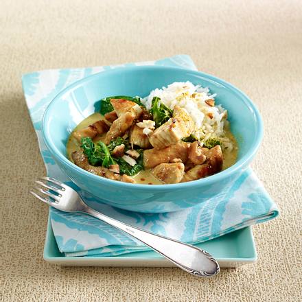 Puten-Curry mit Blattspinat und Cashewkernen Rezept