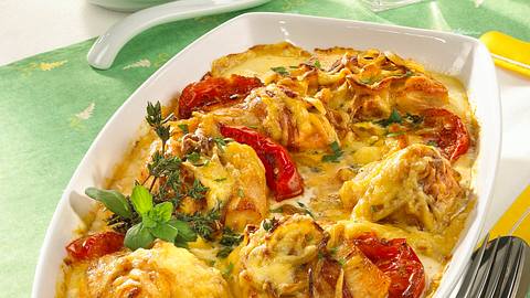 Puten-Medaillons in Kräutersahne Rezept - Foto: House of Food / Bauer Food Experts KG