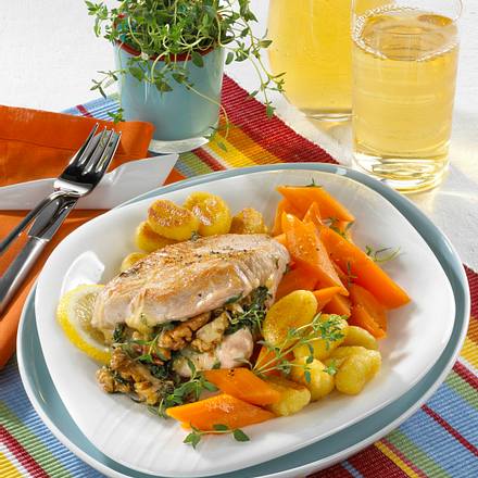 Puten-Nuss-Schnitzel mit Möhren Rezept Puten-Nuss-Schnitzel mit Möhren Rezept