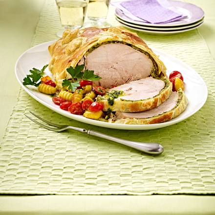Putenbraten im Blätterteigmantel Rezept Putenbraten im Blätterteigmantel Rezept