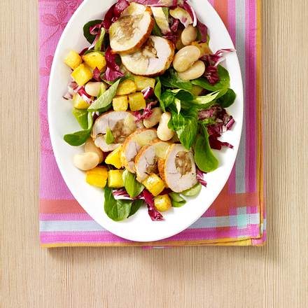 Putenbrust auf Wintersalat mit Kartoffelvinaigrette Rezept Putenbrust auf Wintersalat mit Kartoffelvinaigrette Rezept