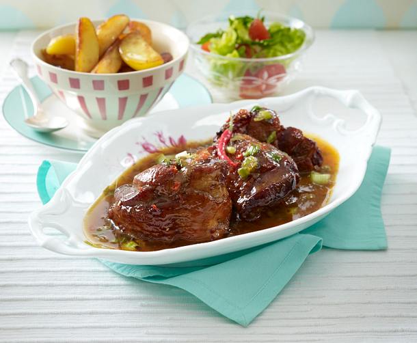 Putenkeulen-Chili-Honig-Krüstchen mit Röstkartoffeln Rezept Putenkeulen-Chili-Honig-Krüstchen mit Röstkartoffeln Rezept