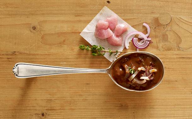 Putenragout auf Löffel Rezept Putenragout auf Löffel Rezept