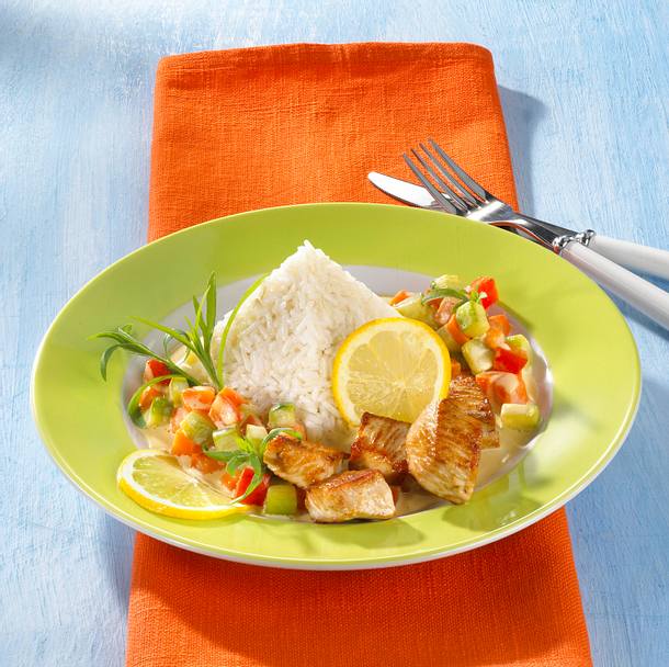 Putenragout mit jungem Gemüse Rezept Putenragout mit jungem Gemüse Rezept