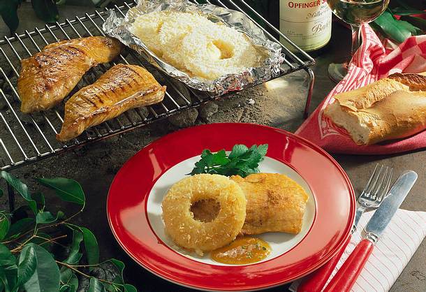 Putenschnitzel mit Ananasringen Rezept Putenschnitzel mit Ananasringen Rezept
