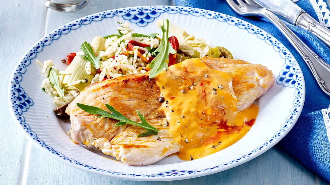 Putenschnitzel mit Blitz-Reispfanne Rezept - Foto: LECKER @ Bauer Media Group Putenschnitzel mit Blitz-Reispfanne Rezept - Foto: LECKER @ Bauer Media Group