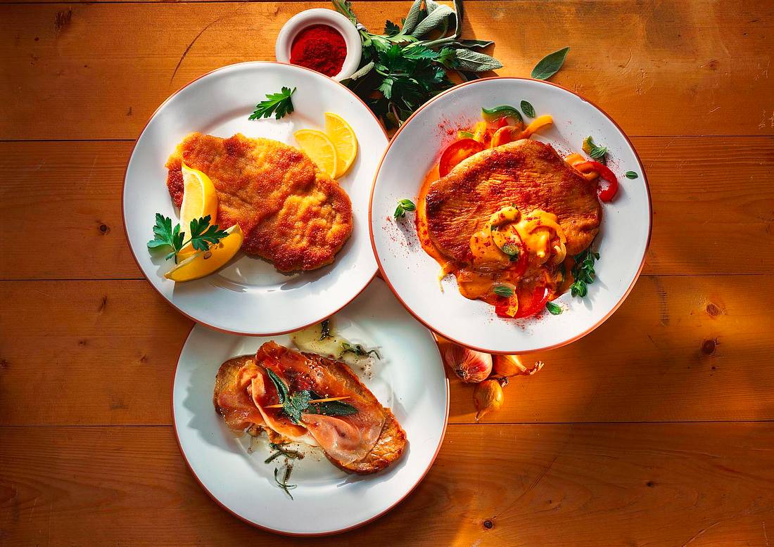 Putenschnitzel mit Paprikasoße Rezept | LECKER Putenschnitzel mit Paprikasoße Rezept | LECKER