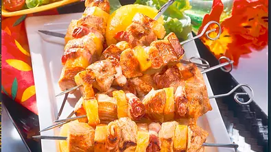 Putenspieße Hawaii Rezept - Foto: LECKER @ Bauer Media Group