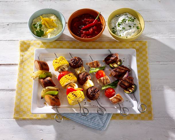 Putenspieße mit Kirschtomaten und Lauchzwiebeln Rezept Putenspieße mit Kirschtomaten und Lauchzwiebeln Rezept