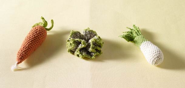 Quark-Buletten-Gesicht auf Möhren-Kartoffel-Püree Rezept Quark-Buletten-Gesicht auf Möhren-Kartoffel-Püree Rezept