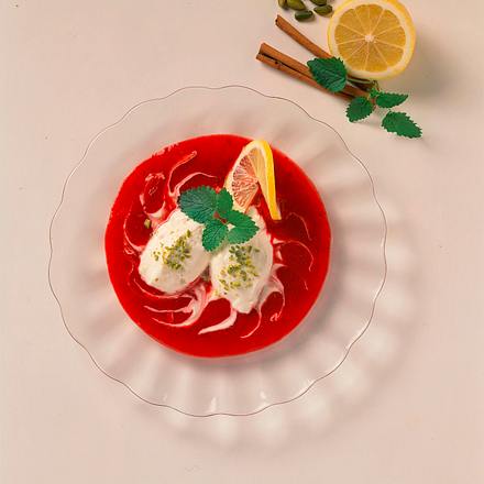 Quarkklöße zu Himbeeren Rezept Quarkklöße zu Himbeeren Rezept