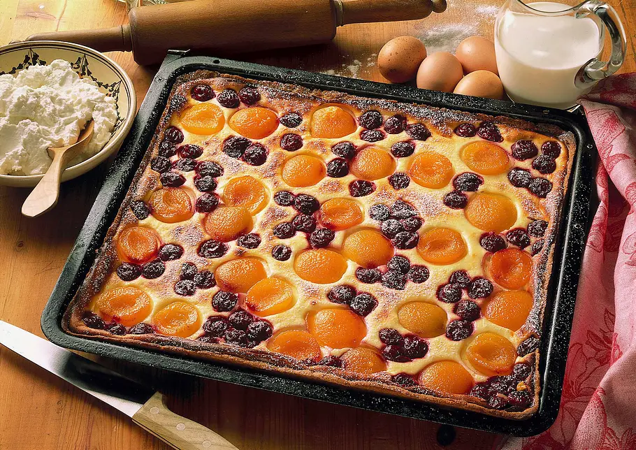 Quarkkuchen mit Früchten Rezept