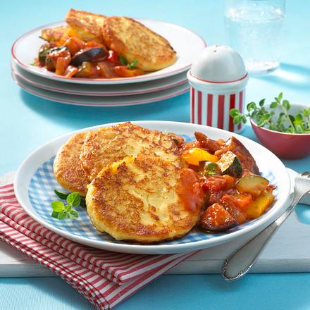Quarkplinsen mit Ratatouille Rezept Quarkplinsen mit Ratatouille Rezept