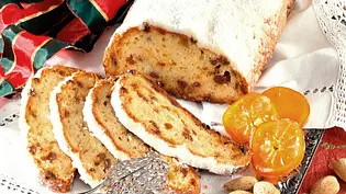 Quarkstollen Rezept - Foto: LECKER @ Bauer Media Group Quarkstollen Rezept - Foto: LECKER @ Bauer Media Group