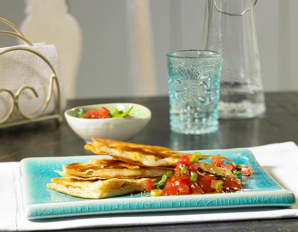 Quesadillas Mit Kase Und Chillisosse Rezept Lecker