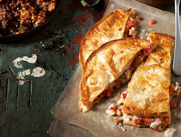 Quesadillas mit Tomaten-Käse-Füllung Rezept