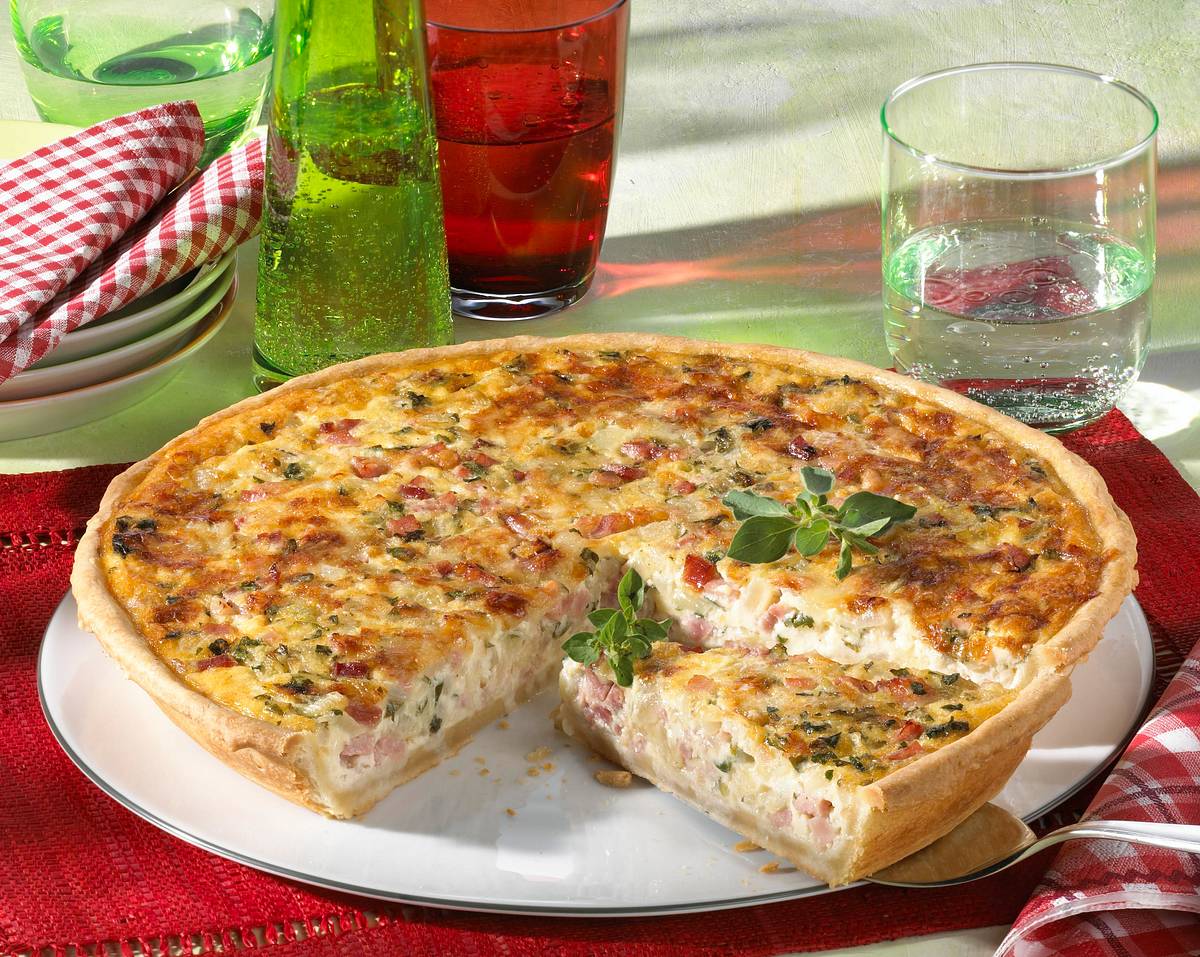 Quiche Lorraine (Lothringer Schinkentorte) Rezept