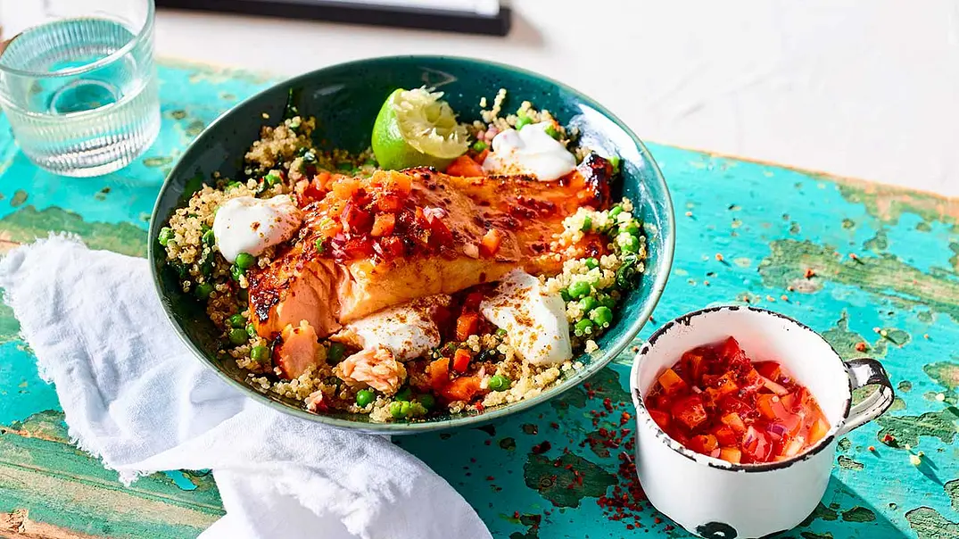 Quinoa-Make-Over mit Ofenlachs Rezept - Foto: LECKER @ Bauer Media Group Quinoa-Make-Over mit Ofenlachs Rezept - Foto: LECKER @ Bauer Media Group