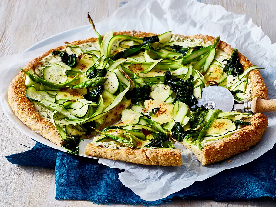 Ouinoapizza „Es grünt so grün“ Rezept Quinoapizza „Es grünt so grün“ Rezept