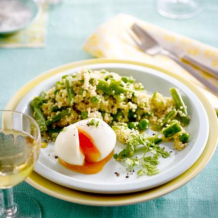 Quinoasalat Mit Gekochtem Ei Bohnen Und Gurke Rezept Lecker