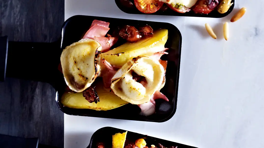 Raclette - Pfännchen Bonsoir Rezept - Foto: LECKER @ Bauer Media Group Raclette - Pfännchen Bonsoir Rezept - Foto: LECKER @ Bauer Media Group