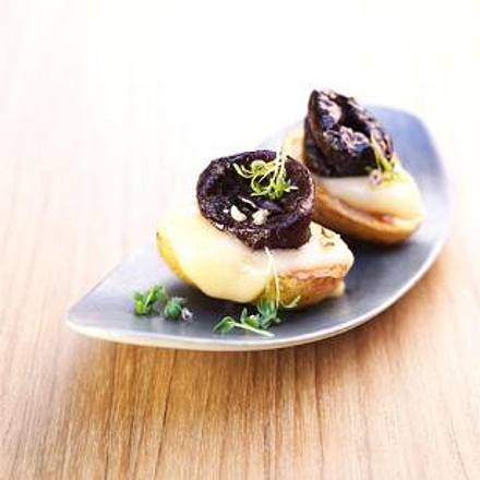 Raclettekartoffeln mit Trockenpflaumen Rezept Raclettekartoffeln mit Trockenpflaumen Rezept