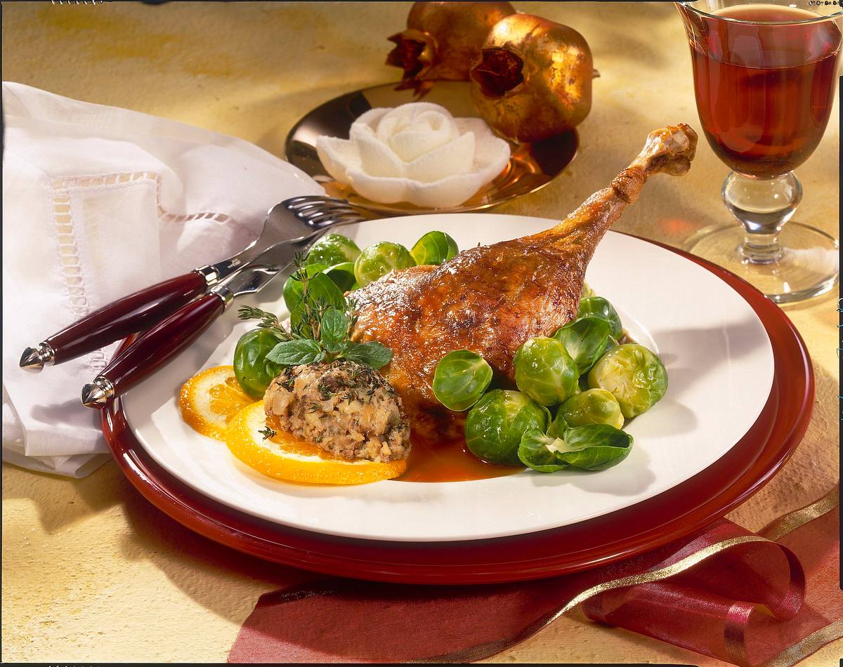 Raffinierter Gänsebraten mit Rosenkohl Rezept