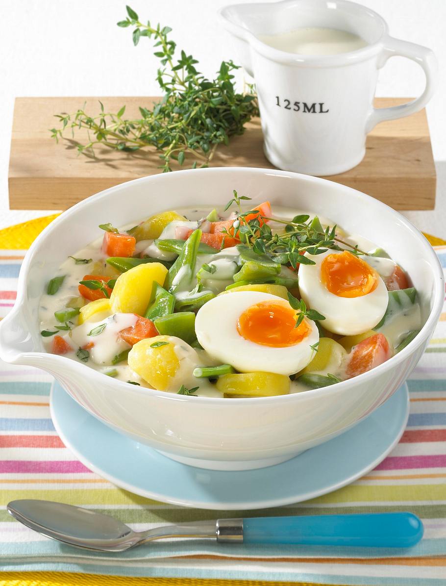 Rahmkartoffeln mit Gemüse und wachsweichem Ei Rezept