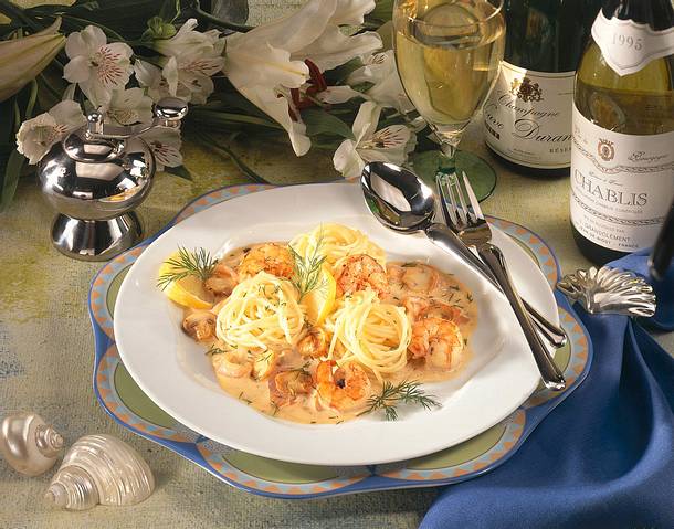 Rahmspaghetti mit Lachs & Gemüse Rezept