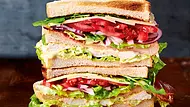 Rasantes Clubsandwich Rezept - Foto: LECKER @ Bauer Media Group Rasantes Clubsandwich Rezept - Foto: LECKER @ Bauer Media Group