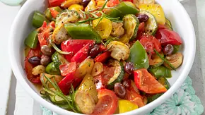 Ratatouille-Pfanne Rezept - Foto: LECKER @ Bauer Media Group Ratatouille-Pfanne Rezept - Foto: LECKER @ Bauer Media Group