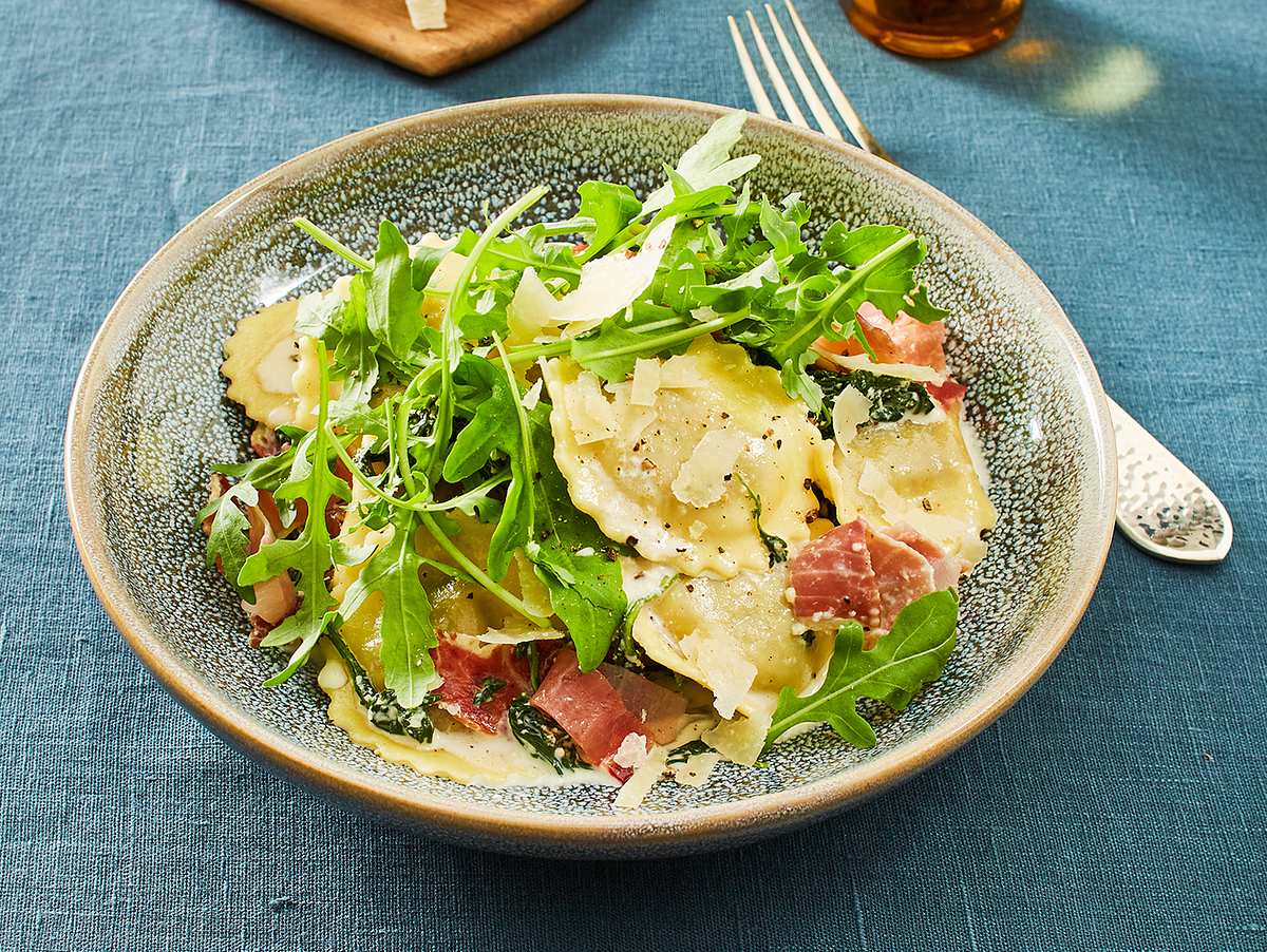 Ratzfatz-Ravioli in Schinken-Sahne-Soße Rezept