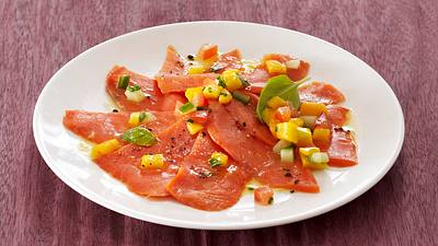 Räucherlachs-Carpaccio Rezept - Foto: House of Food / Bauer Food Experts KG