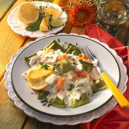Ravioli in Lachssoße Rezept Ravioli in Lachssoße Rezept