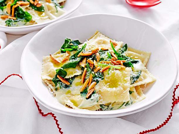 „Der Rubel rollt“- Ravioli mit Spinat Rezept „Der Rubel rollt“- Ravioli mit Spinat Rezept