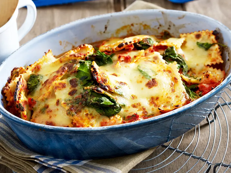 Ravioliauflauf mit Mozzarella Rezept Ravioliauflauf mit Mozzarella Rezept