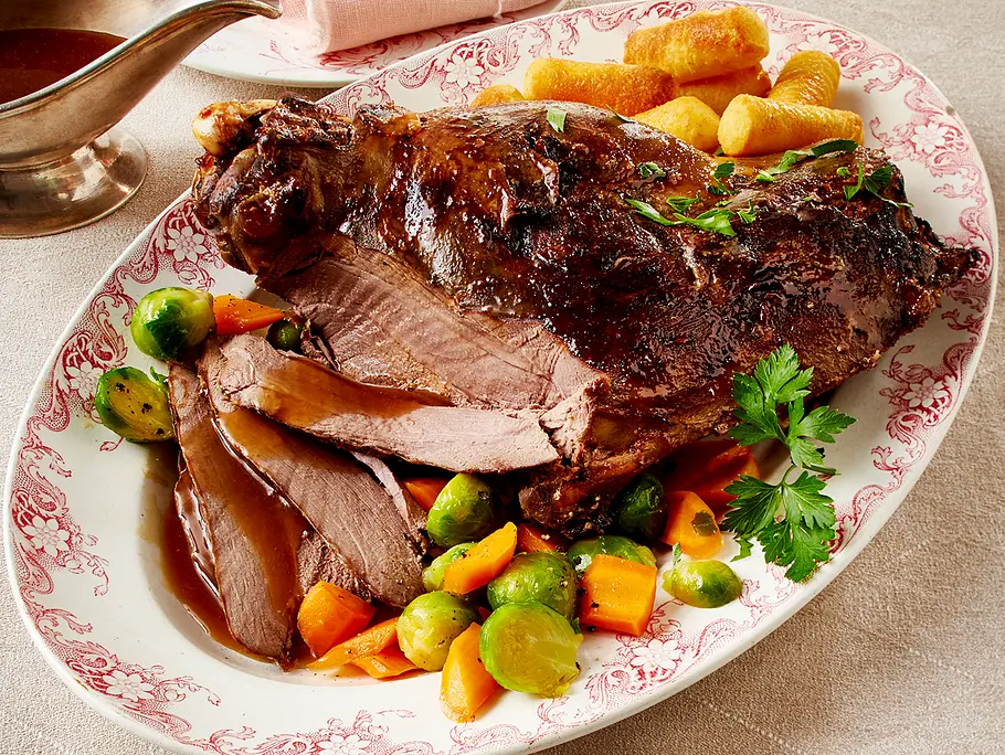 Rehkeule mit Wacholdersoße Rezept Rehkeule mit Wacholdersoße Rezept