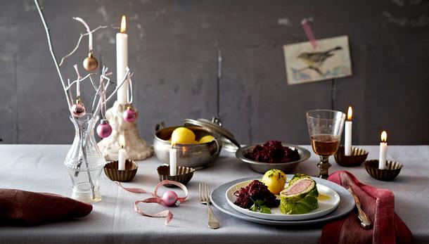 Rehrücken im Wirsingmantel Rezept Rehrücken im Wirsingmantel Rezept