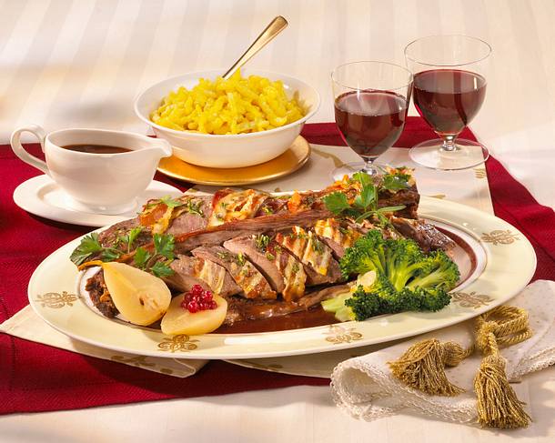 Rehrücken mit Spätzle und Brokkoli Rezept Rehrücken mit Spätzle und Brokkoli Rezept