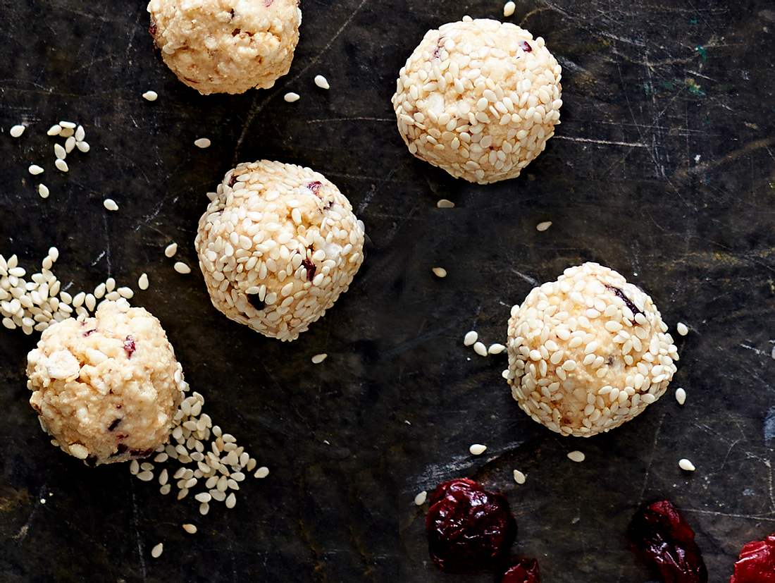 Reis-Nuss-Balls mit Cranberrys Rezept