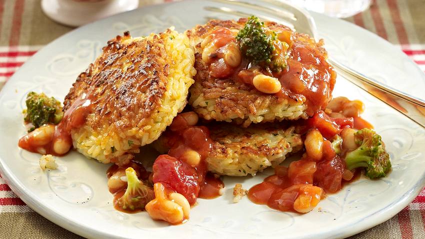Reisbratlinge mit Tomaten-Gemüse-Soße Rezept - Foto: House of Food / Bauer Food Experts KG