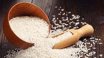 Reis ist für etwa ein Drittel der Weltbevölkerung das wichtigste Grundnahrungsmittel. - Foto: Sasajo / fotolia