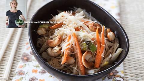 Reisnudeln mit Möhren und Weißkohl Rezept - Foto: House of Food / Bauer Food Experts KG