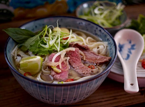 Reisnudelsuppe mit Rindfleisch Rezept